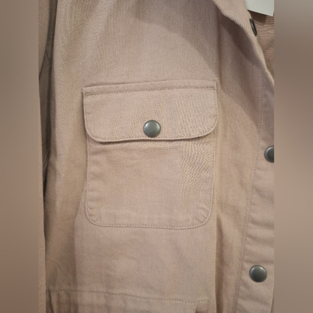 Maurice's Shacket - Picture 3 of 6
